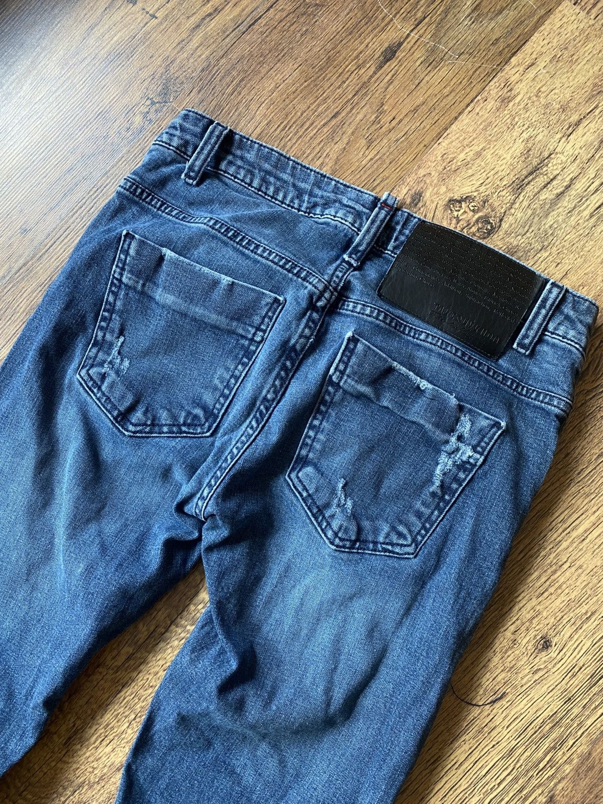 Takeshy Kurosawa Takeshy Kurosawa distressed jeans slim-fit Size US 30 / EU 46 - 7 Thumbnail