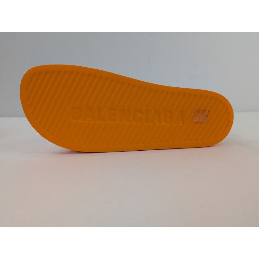 Balenciaga o1rshd1 Q:2 / Rubber Logo Pool Slide Sandals Orange / Black Size US 12 / EU 45 - 12 Thumbnail