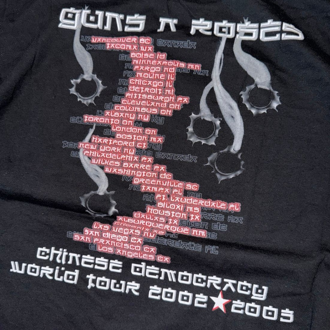 Delta Guns N Roses Chinese Democracy World Tour 2002 Shirt Mens XL Size US XL / EU 56 / 4 - 4 Thumbnail