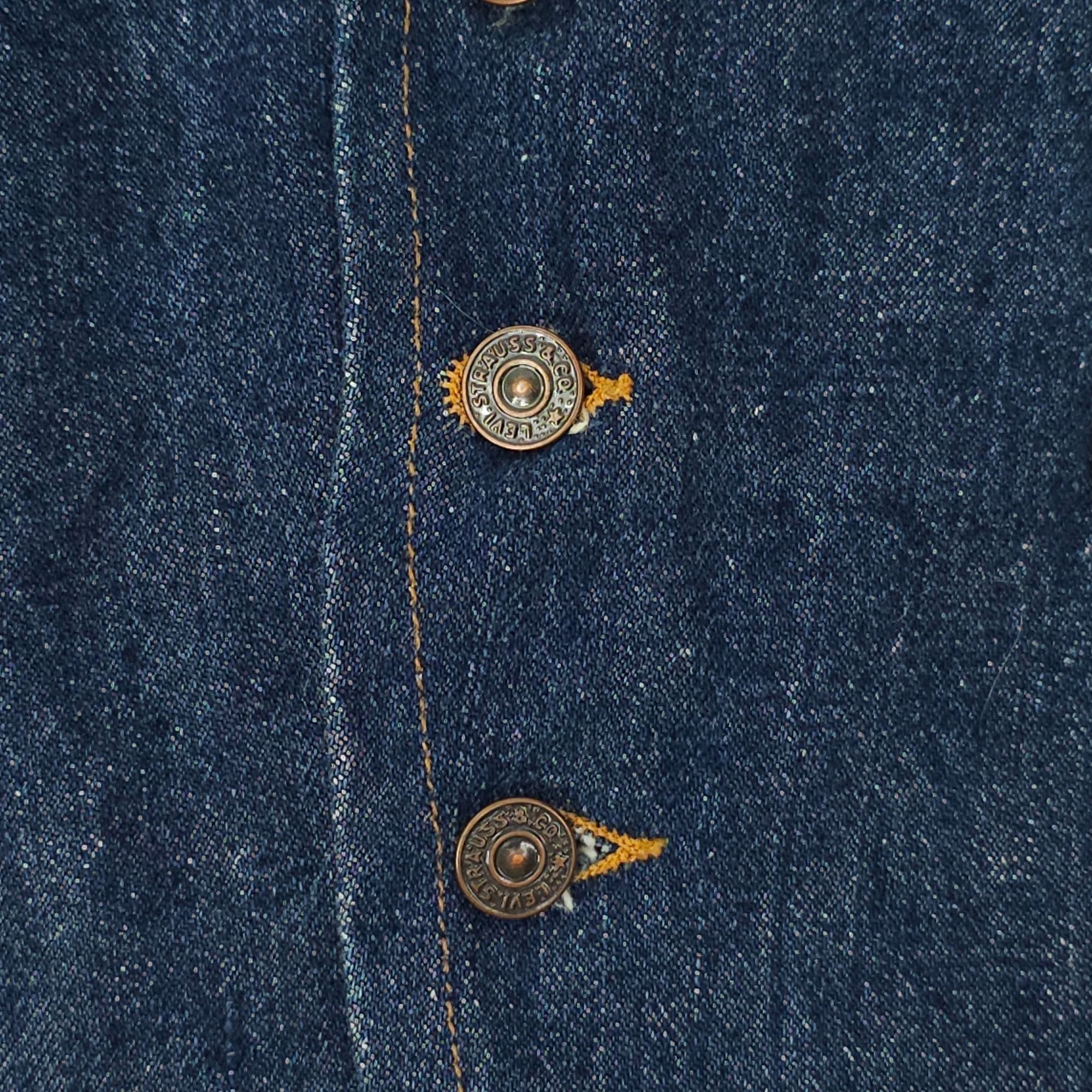 Levi's Levis Fresh Produce Patchwork Denim Vest L Buckle Back Vtg Size L / US 10 / IT 46 - 9 Thumbnail