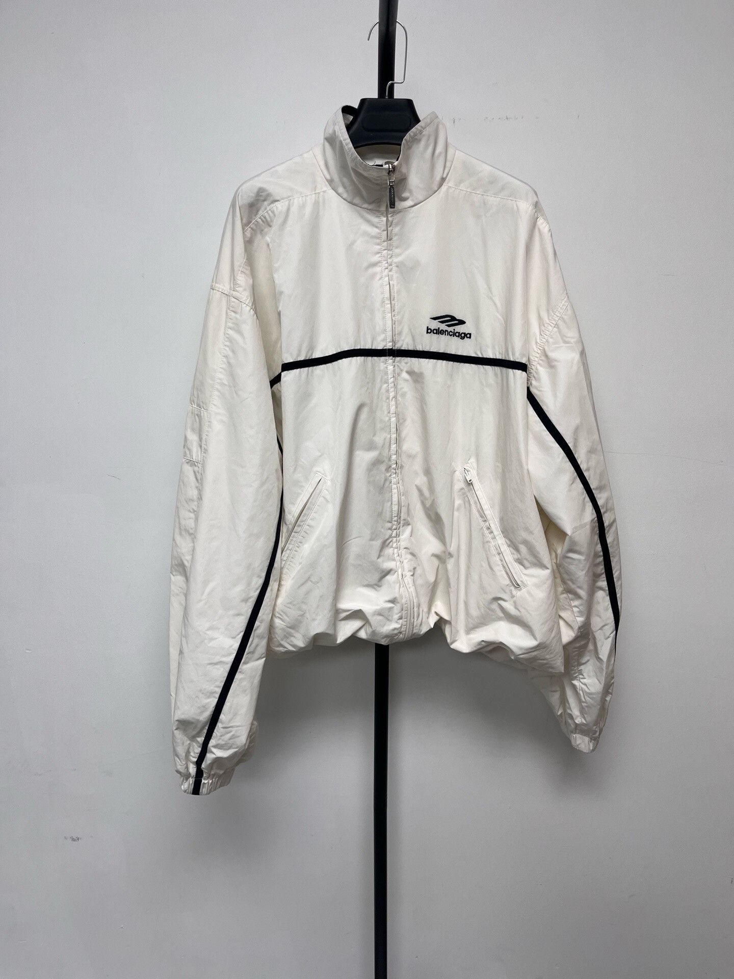 Balenciaga balenciaga 3b embroidered color-block jacket Size US XS / EU 42 / 0 - 1 Thumbnail