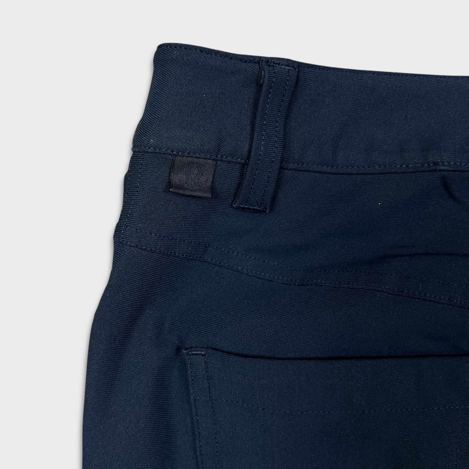 Lululemon Lululemon ABC Pant Slim Warpstreme 32x36 Casual Trousers Size US 36 / EU 52 - 7 Thumbnail