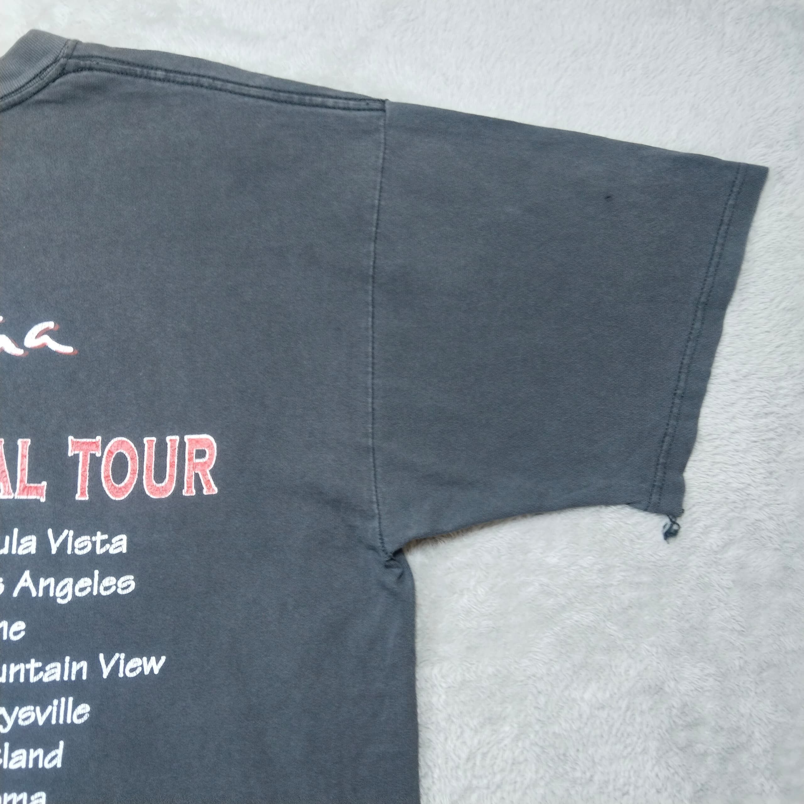 Band Tees × Urban Outfitters × Vintage VINTAGE Y2K SANTANA SUPERNATURAL TOUR 2000 T SHIRT Size US XL / EU 56 / 4 - 7 Thumbnail