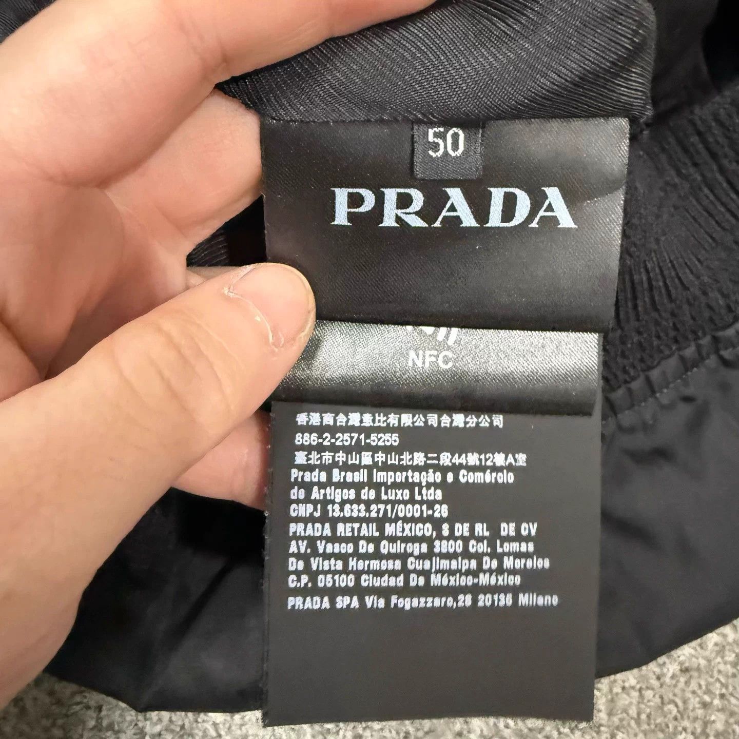 Prada Prada Black Triangle Logo Bomber Jacket IT50 Size US M / EU 48-50 / 2 - 4 Thumbnail