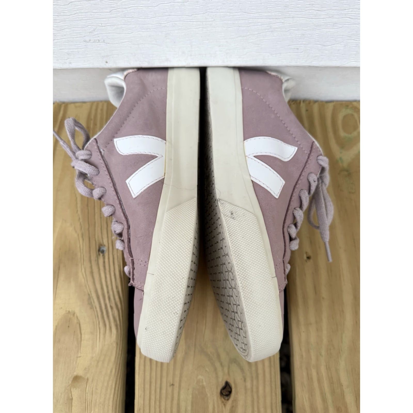 Veja VEJA Campo Nubuck Babe Pink Sneakers Trainers Size US 7 EU 38 Lace Up Women Casual Activewear Suede Nubuck Pink Logo Low Top Circa 7 US Womens Shoes Size US 7 / IT 37 - 2 Thumbnail