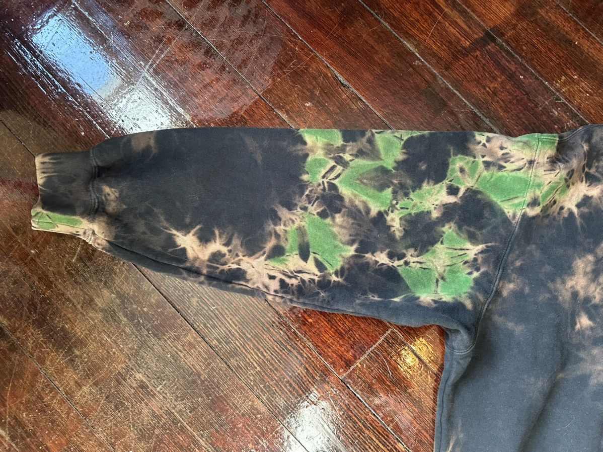 Supreme SUPREME FW25 SMALL BOX CREWNECK CAMO SMALL BLEACHED Size US S / EU 44-46 / 1 - 5 Thumbnail