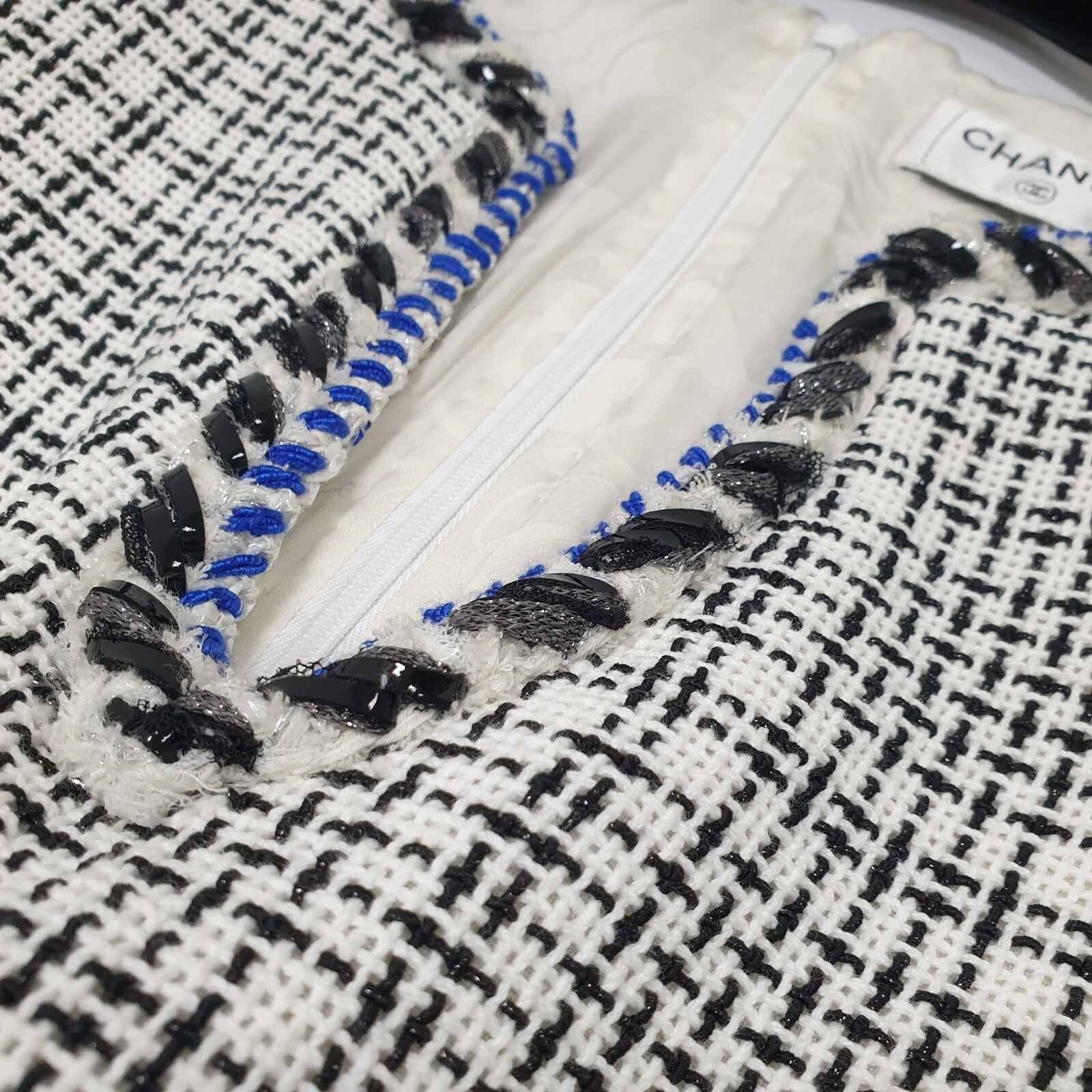 Chanel CHANEL White Blue Sleeveless Chevron Trim Tweed Dress Sz.46 Size XL / US 12-14 / IT 48-50 - 6 Thumbnail