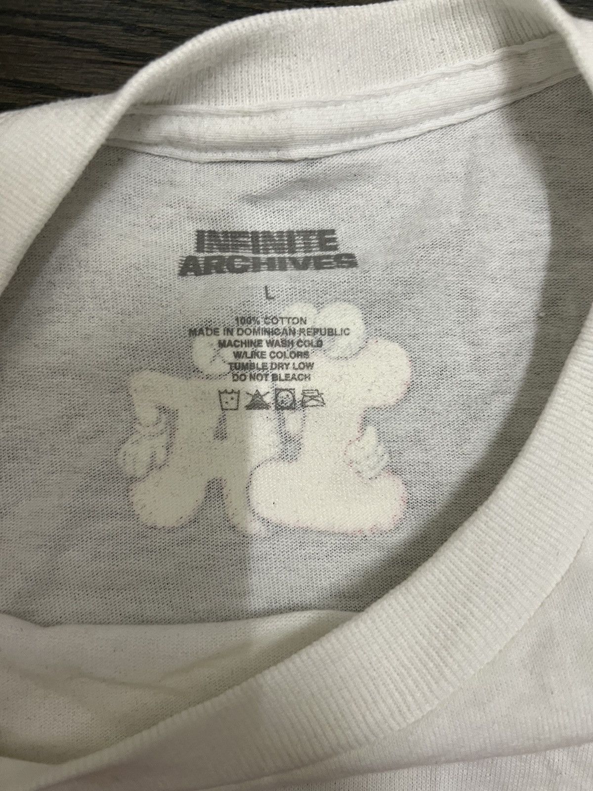 Infinite Archives Infinite archive t-shirt Size US L / EU 52-54 / 3 - 5 Thumbnail