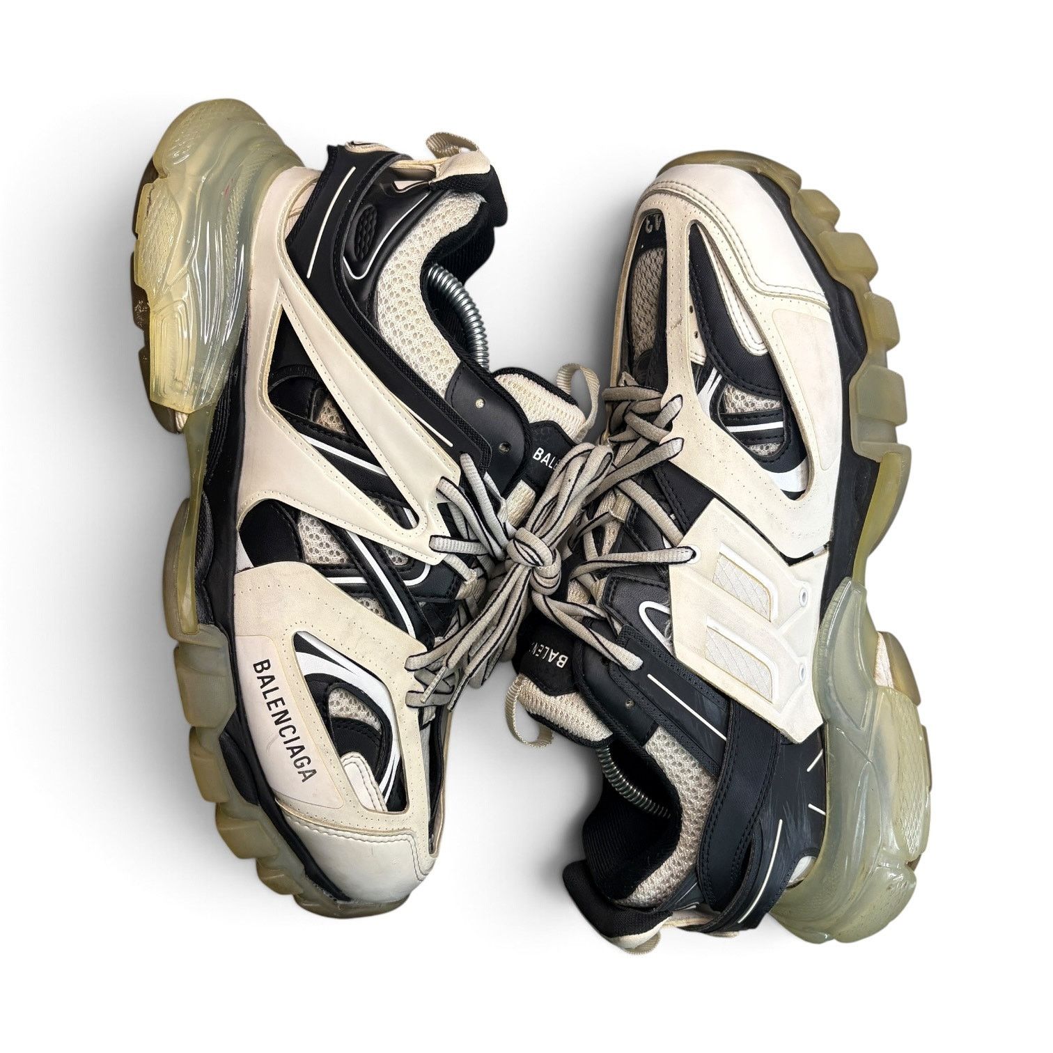 Classic  - Mens Balenciaga Track Runner size 10 Send Offers Balenciaga Track Runners Size 10 (No... | Depop main image 2