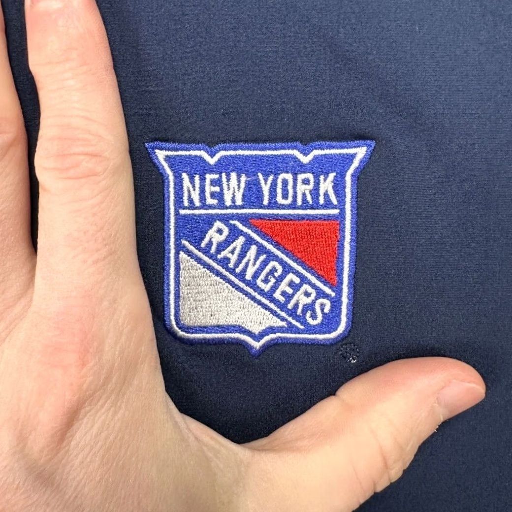 Vintage VINTAGE New York Rangers Pullover Shirt Mens Large Blue Quarter Zip Stretch Levelwear Size US L / EU 52-54 / 3 - 6 Thumbnail