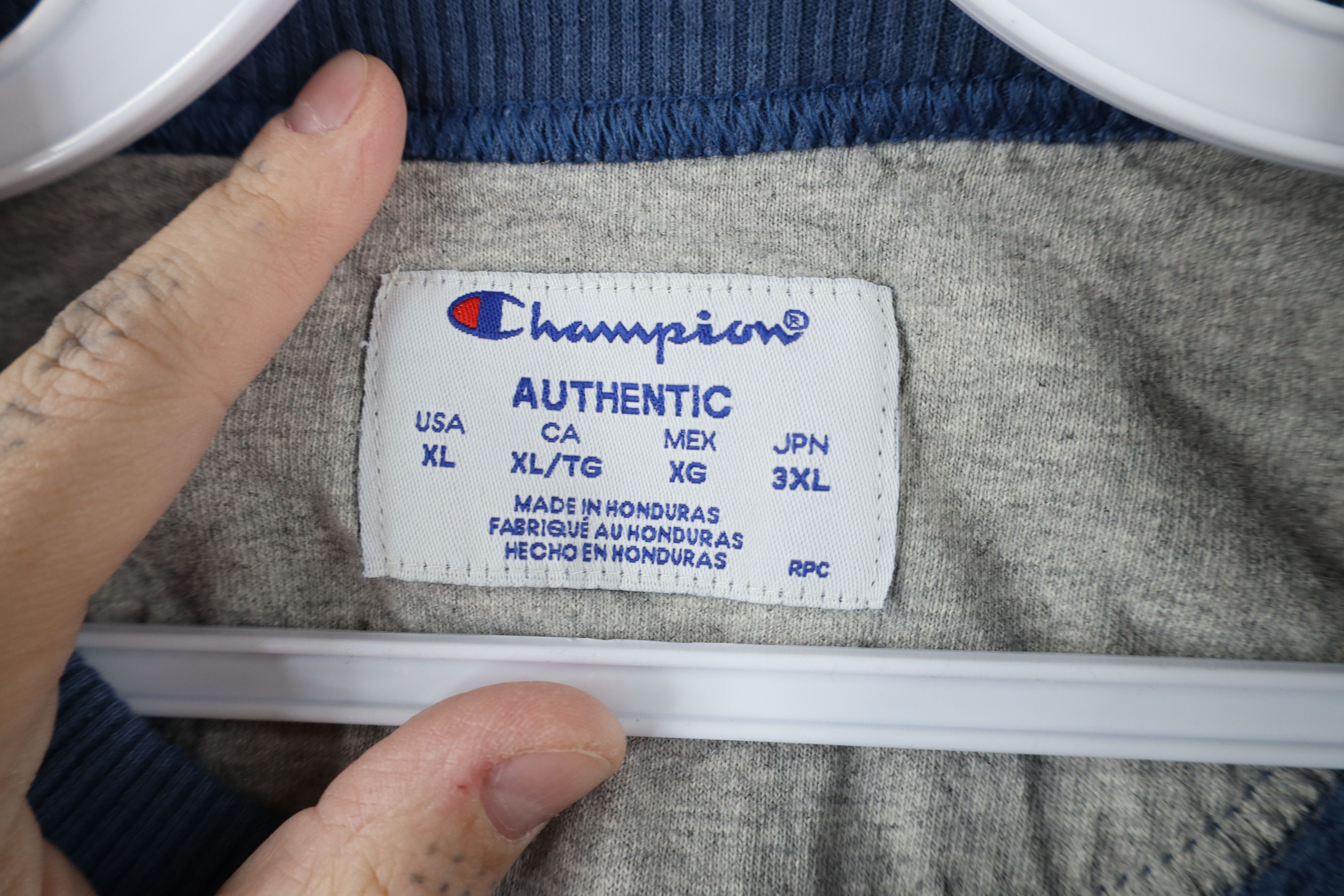 Champion × Vintage Vintage Champion Monochrome Crewneck Sweatshirt Blue Size US XL / EU 56 / 4 - 8 Thumbnail