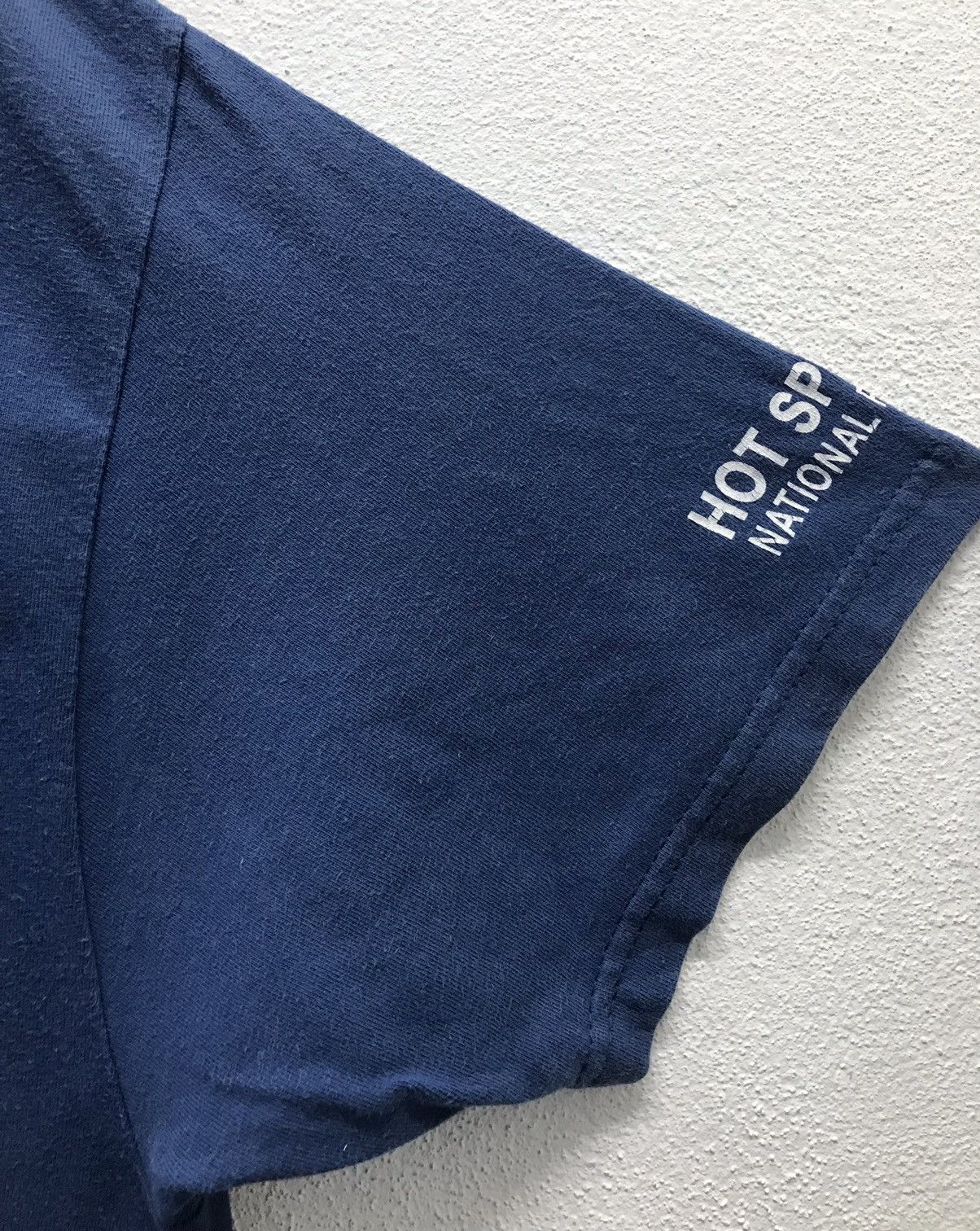 Hanes × Vintage Vintage Hanes Find 11 Eagles Polar Graphic Usa Shirt Size US L / EU 52-54 / 3 - 6 Thumbnail