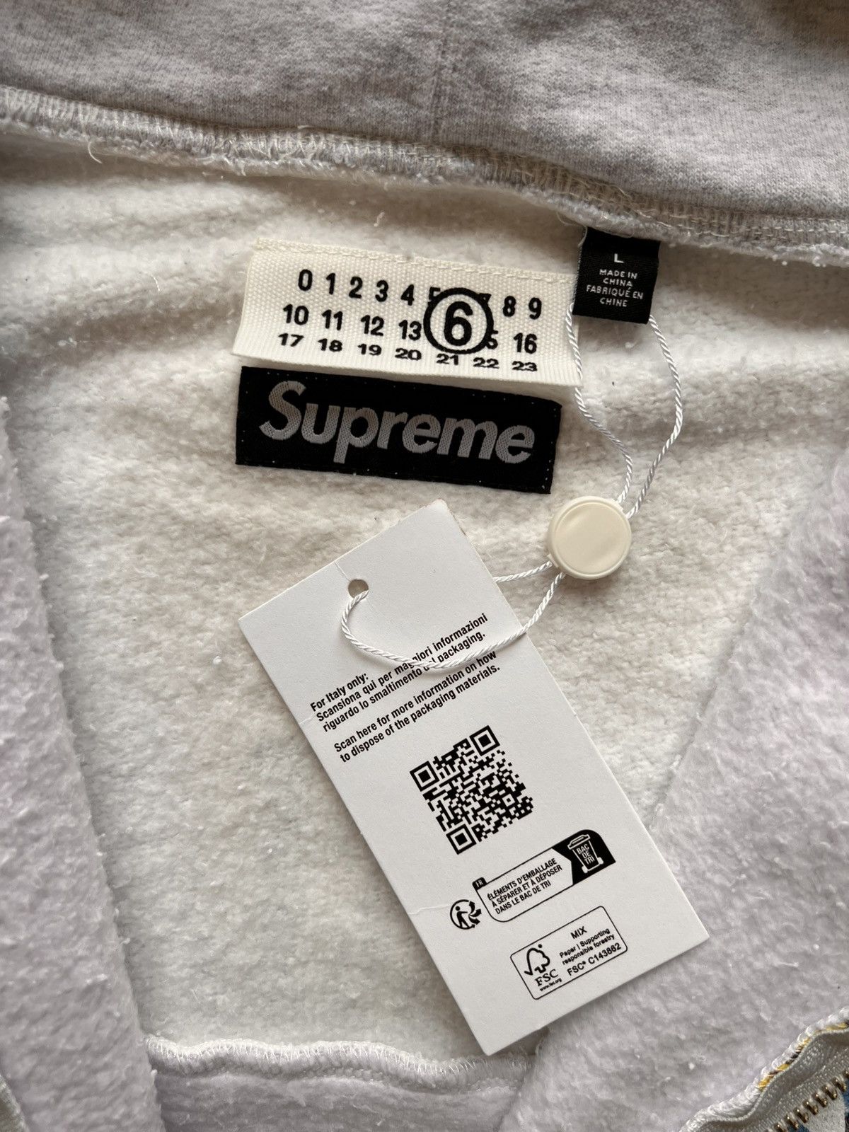 Maison Margiela × Supreme Supreme MM6 Maison Margiela Eagle Zip Hooded Sweatshirt Grey Size US L / EU 52-54 / 3 - 10 Thumbnail