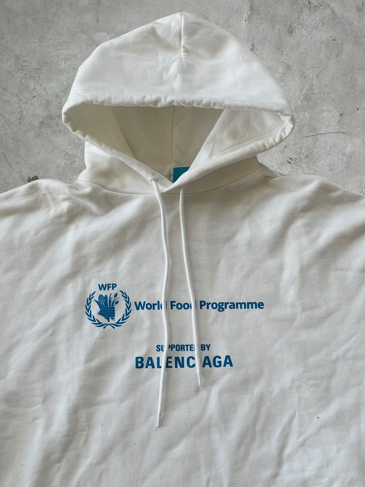 Balenciaga Balenciaga WFP Hoodie Size US M / EU 48-50 / 2 - 3 Thumbnail
