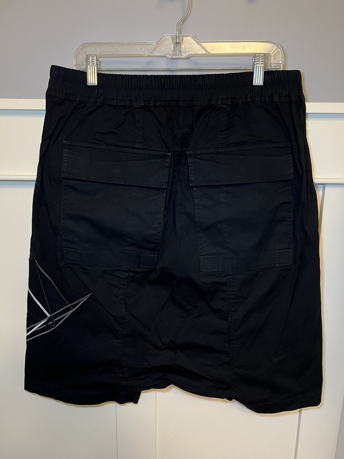 Rick Owens Rick Owens SS19 Babel geometric embroidered pod shorts Size US 34 / EU 50 - 2 Thumbnail
