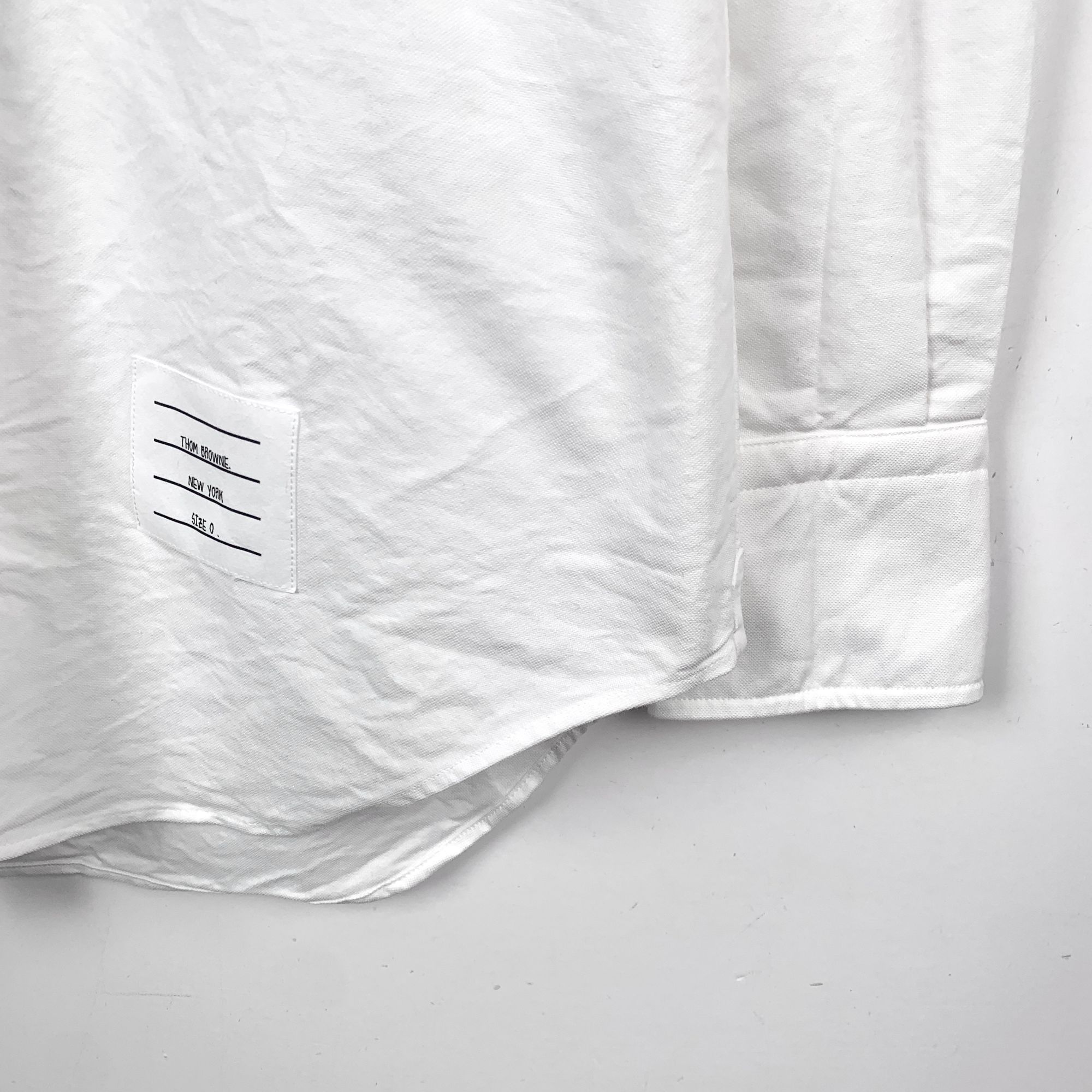 Thom Browne Thom Browne White Button-Up Shirt With Red & Navy Sleeve Str Size XS / US 0-2 / IT 36-38 - 5 Thumbnail