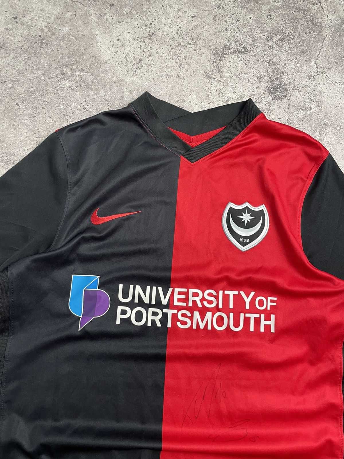 Nike Portsmouth FC home Nike soccer football jersey Size US M / EU 48-50 / 2 - 3 Thumbnail