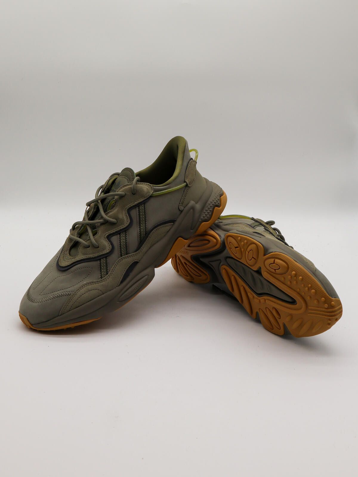Adidas adidas Ozweego - EE6461 - UK 13 Size US 14 / EU 47 - 2 Thumbnail