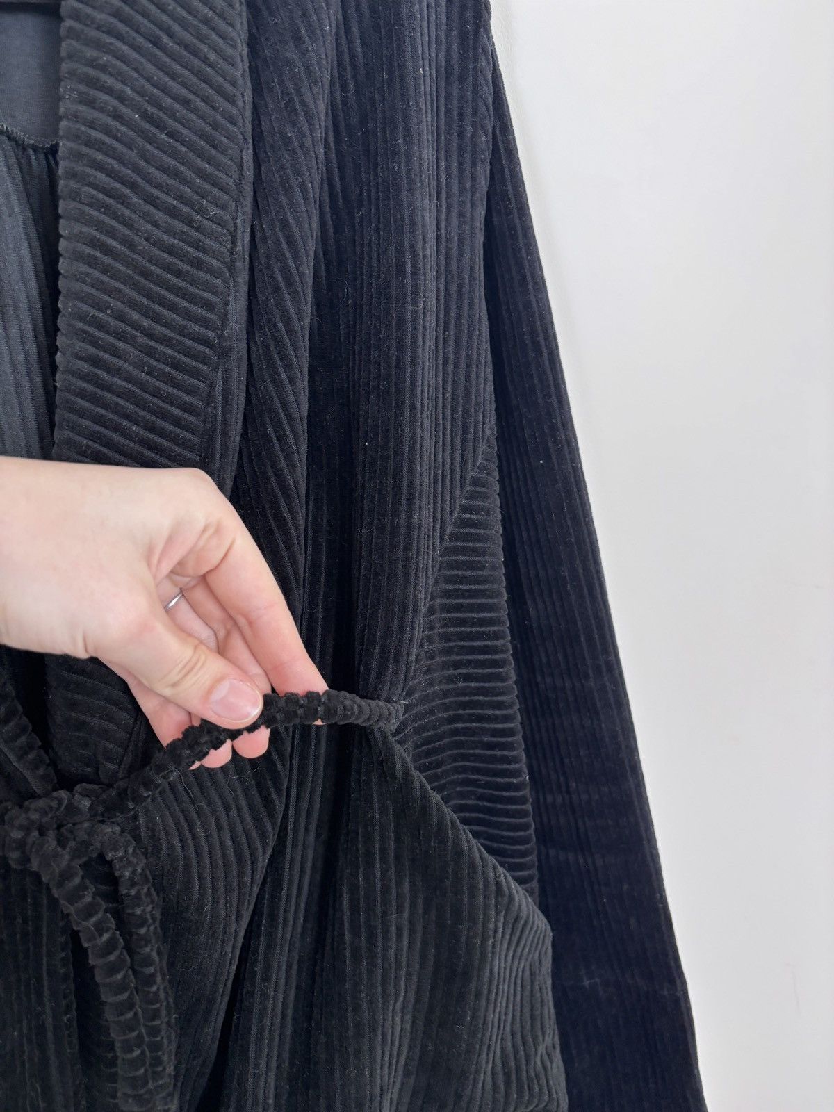 Gudrun Sjoden Gudrun Sjoden Women’s Black Velour Knit Cardigan Sweater Size M / US 6-8 / IT 42-44 - 9 Thumbnail
