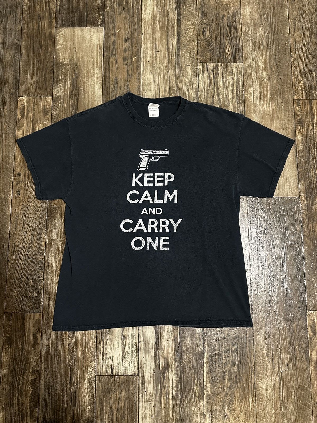 Vintage 2010s Keep Calm and Cary One Tee Size US XL / EU 56 / 4 - 1 Thumbnail