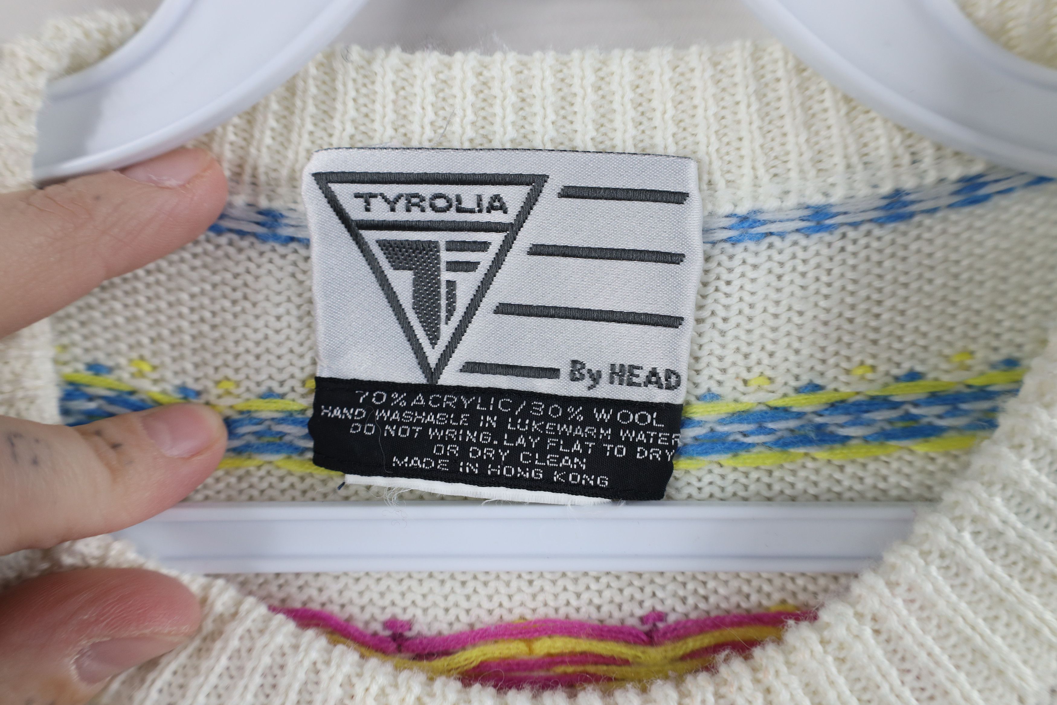 Vintage Vintage 70s 80s Fair Isle Snow Flake Cable Knit Sweater Size M / US 6-8 / IT 42-44 - 6 Thumbnail