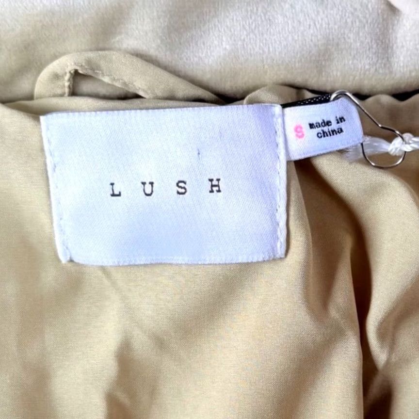 Vintage Lush Puffer Jacket Women Small Ice Green Velvet Quilted Snap Front NWT Cabincore 90s Y2K Vintage No Size S / US 4 / IT 40 - 4 Thumbnail