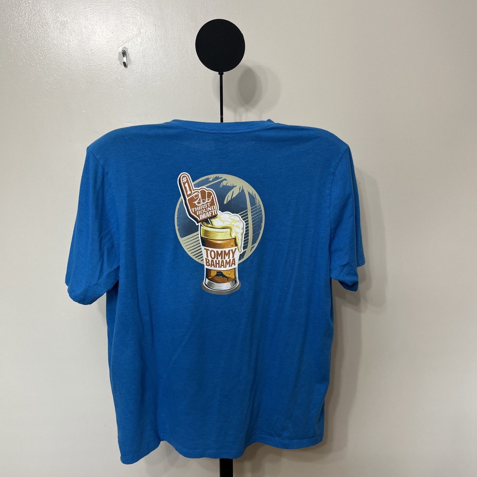 Tommy Bahama Tommy Bahama Thrist Round Draft Graphic T-Shirt Size XL Size US XL / EU 56 / 4 - 2 Thumbnail