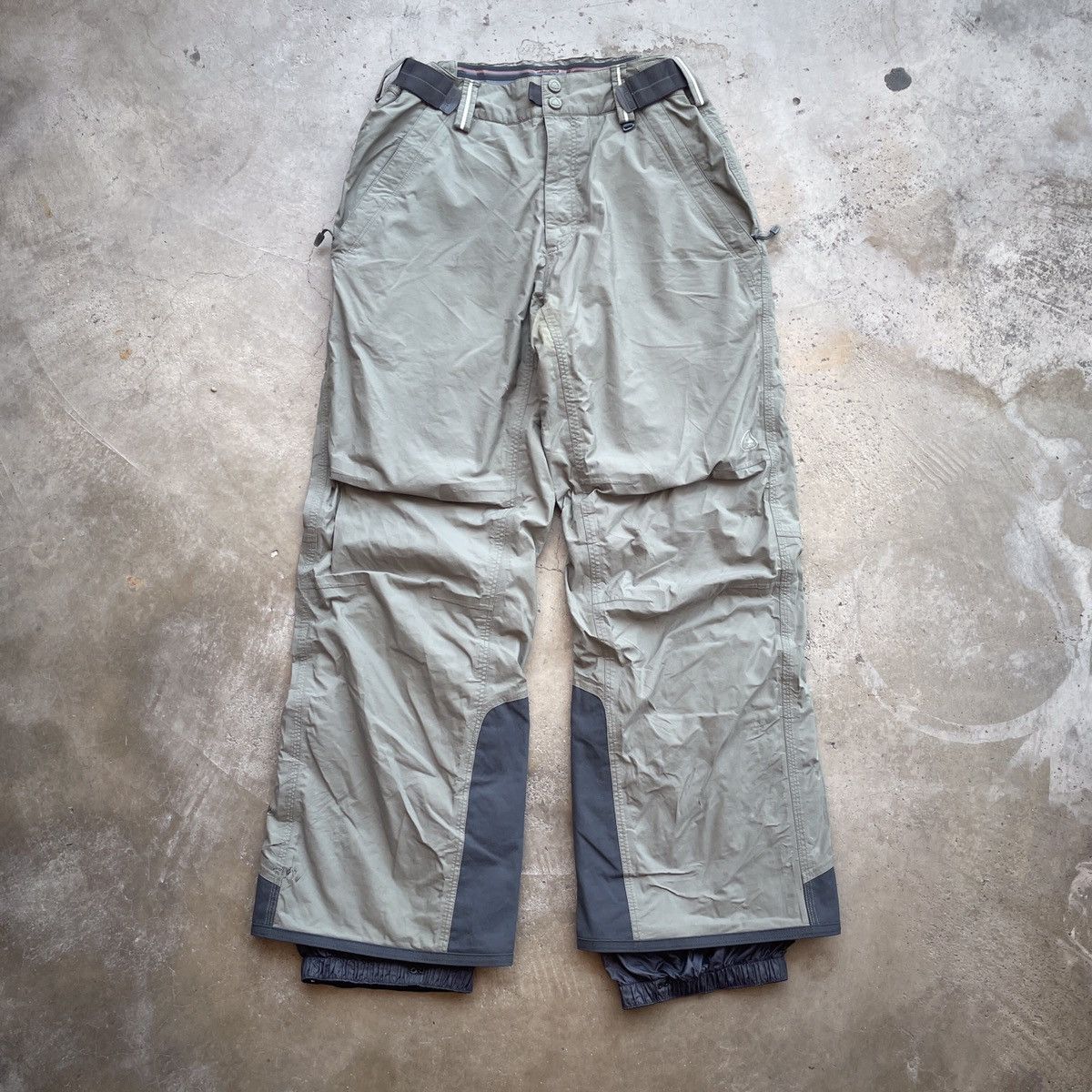 Nike ACG Vintage Nike Acg Track Pants Size US 32 / EU 48 - 1 Thumbnail
