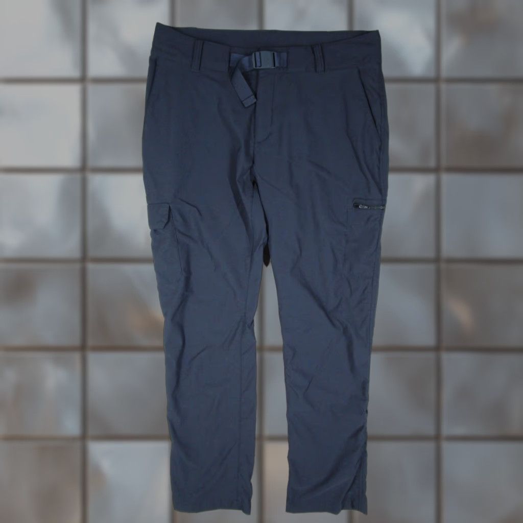 The North Face The North Face Pants Womens 8 Navy Nylon Hiking Cargo Zip Pockets NF0A4ASF Size 30" / US 8 / IT 44 - 1 Thumbnail