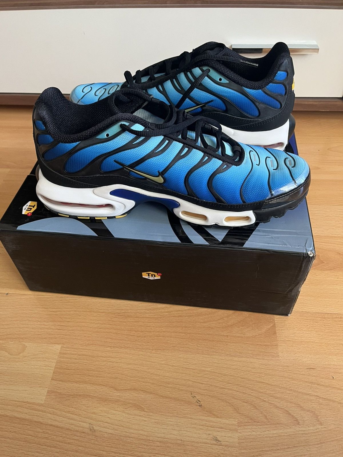 Nike Nike Air Max TN OG Hyperblue 2018 Size US 11 / EU 44 - 3 Thumbnail