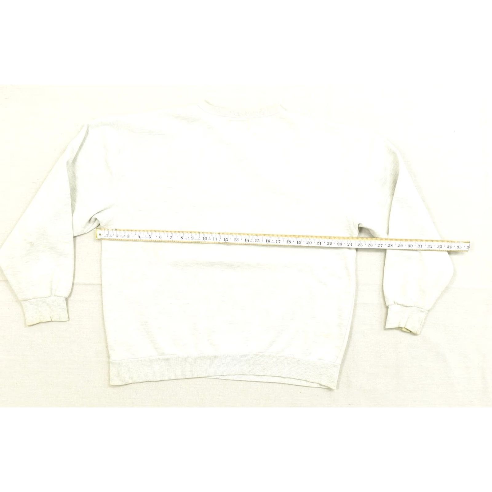 Guess VINTAGE GUESS JEANS Tiger Reserve Embroidered Sweatshirt XL Men White Oatmeal Pullover Knit Sweatshirt Size US XL / EU 56 / 4 - 3 Thumbnail