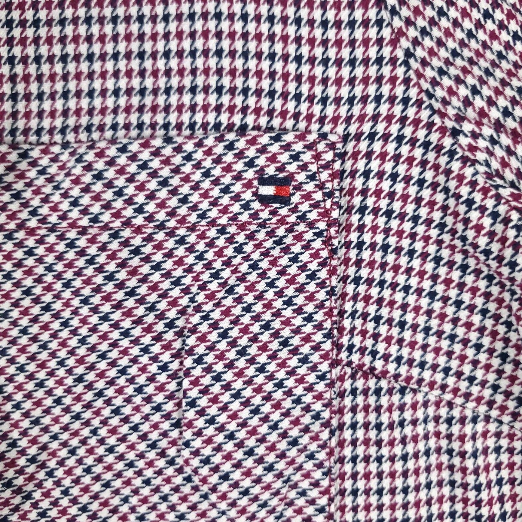 Tommy Hilfiger Tommy Hilfiger Button Up Long Sleeve Shirt Womens Large Red 100% Cotton Preppy Style Size L / US 10 / IT 46 - 3 Thumbnail