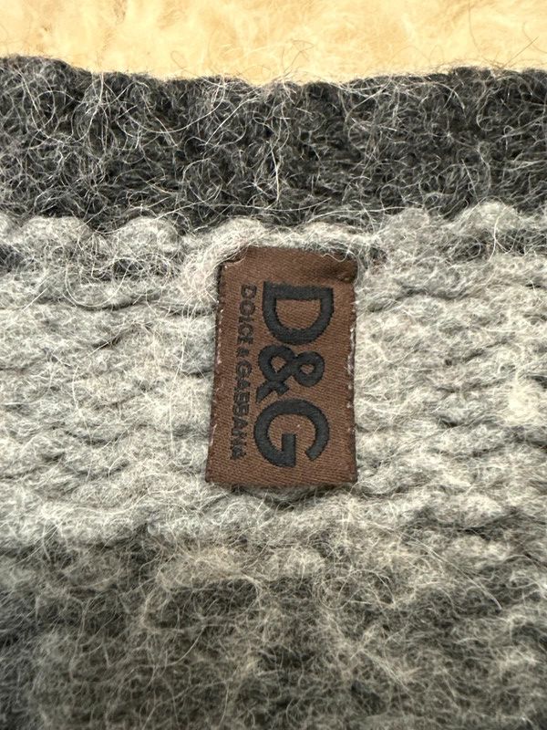Dolce & Gabbana Dolce & Gabbana Gradient Grey Striped V-Neck Sweater Size S / US 4 / IT 40 - 5 Thumbnail
