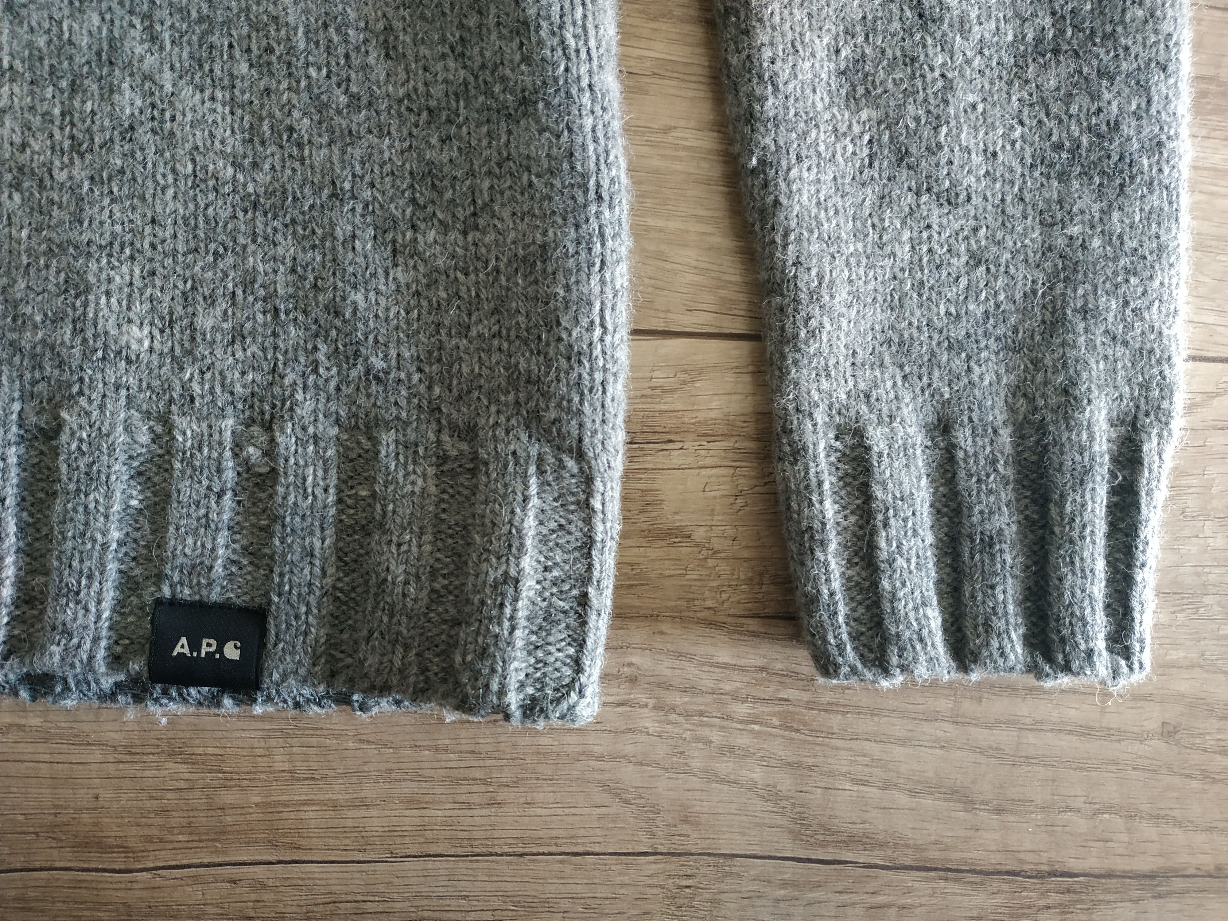 A.P.C. × Carhartt Wip Carhartt x A.P.C.Commando Men's Military Wool Sweater, s. M Size US M / EU 48-50 / 2 - 8 Thumbnail