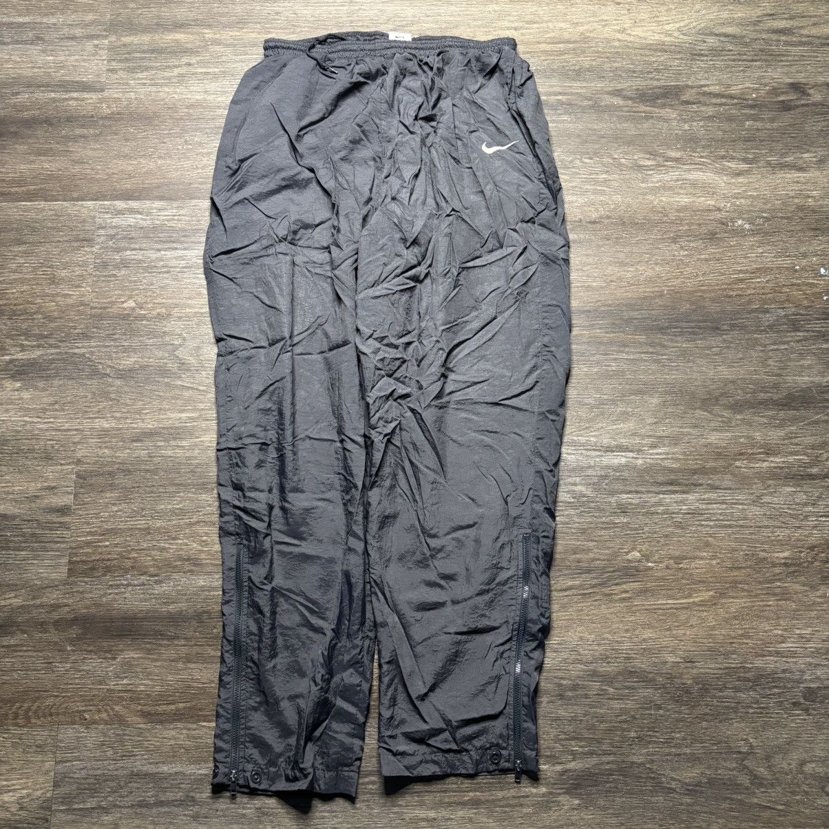Nike Nike grey track pants Vintage 2000s baggy Size US 32 / EU 48 - 1 Thumbnail