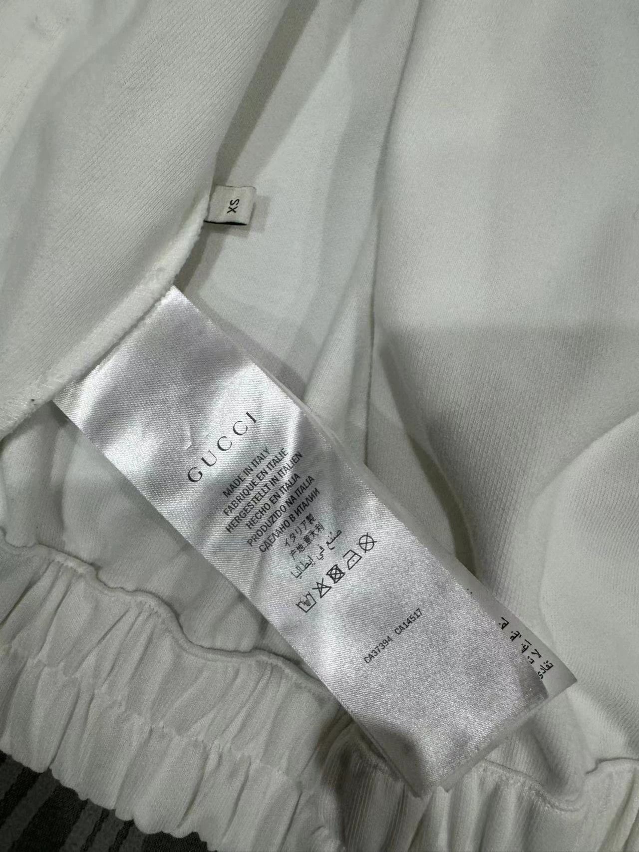 Gucci Gucci Unworn Cardigan Size XS / US 0-2 / IT 36-38 - 2 Thumbnail