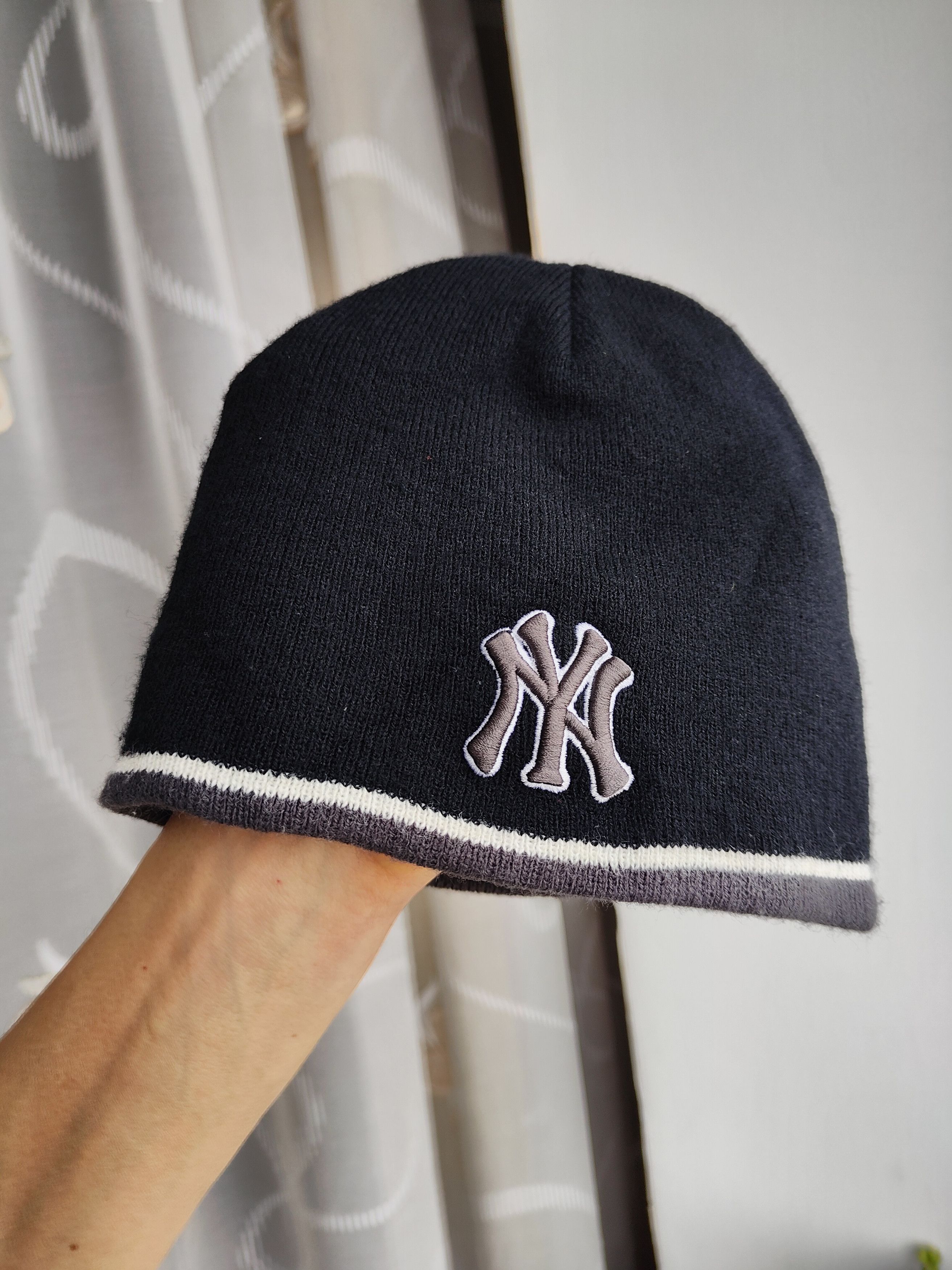New York Yankees Vintage Y2K New York Yankees Hat MLB Vintage Yankees hat Size ONE SIZE - 5 Thumbnail