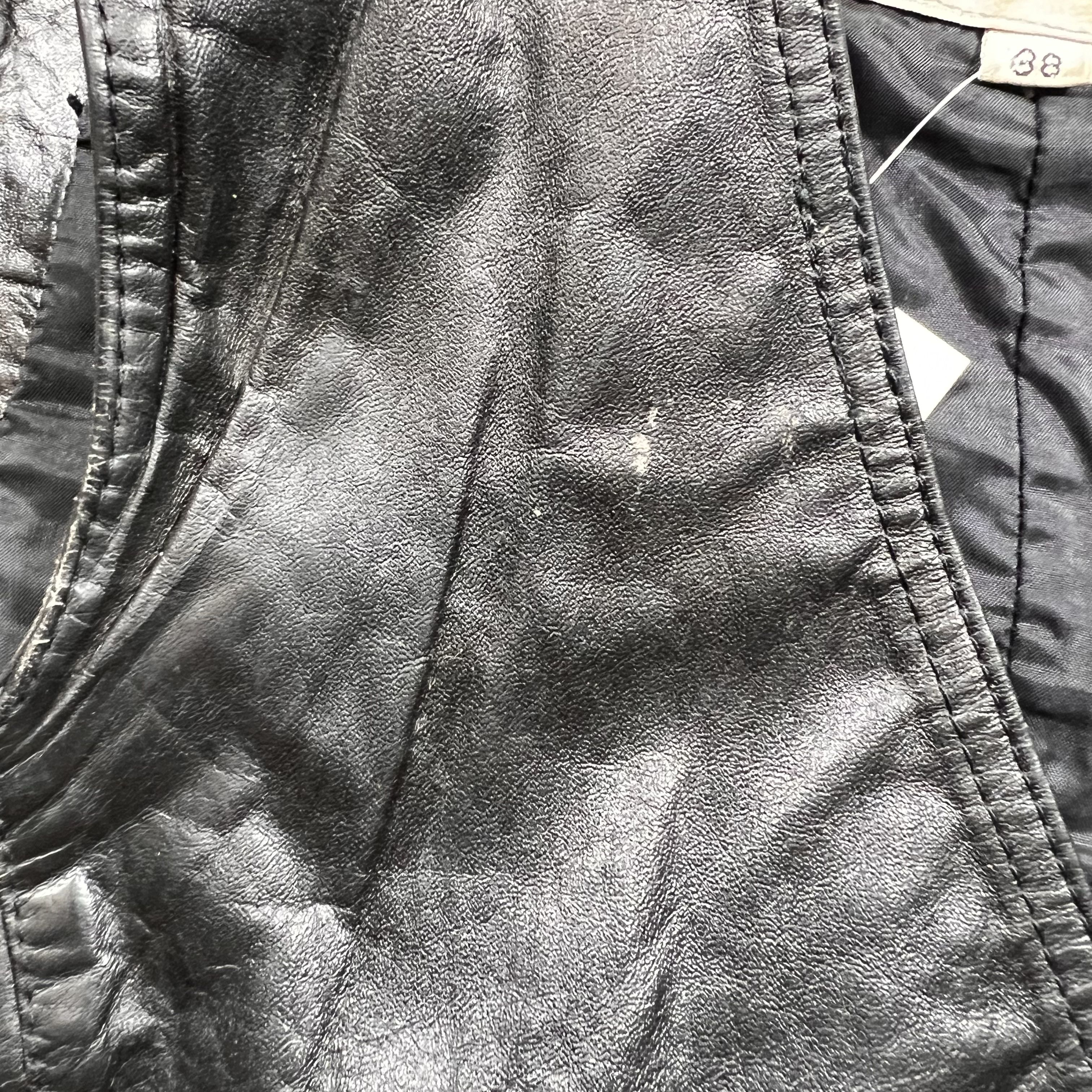 Vintage × Wilsons Leather 1990’s Vintage Wilsons Suede & Leather Leather Vest Size XS / US 0-2 / IT 36-38 - 3 Thumbnail