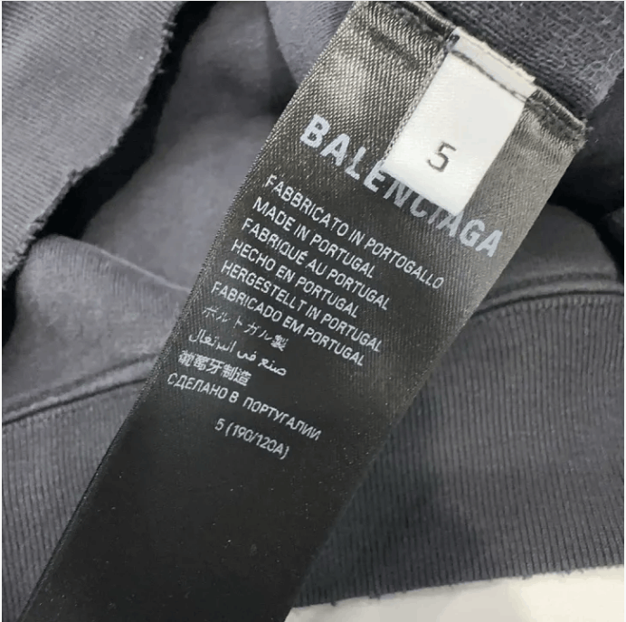Balenciaga Balenciaga casual long-sleeved hooded sweater Size US XXL / EU 58 / 5 - 5 Thumbnail