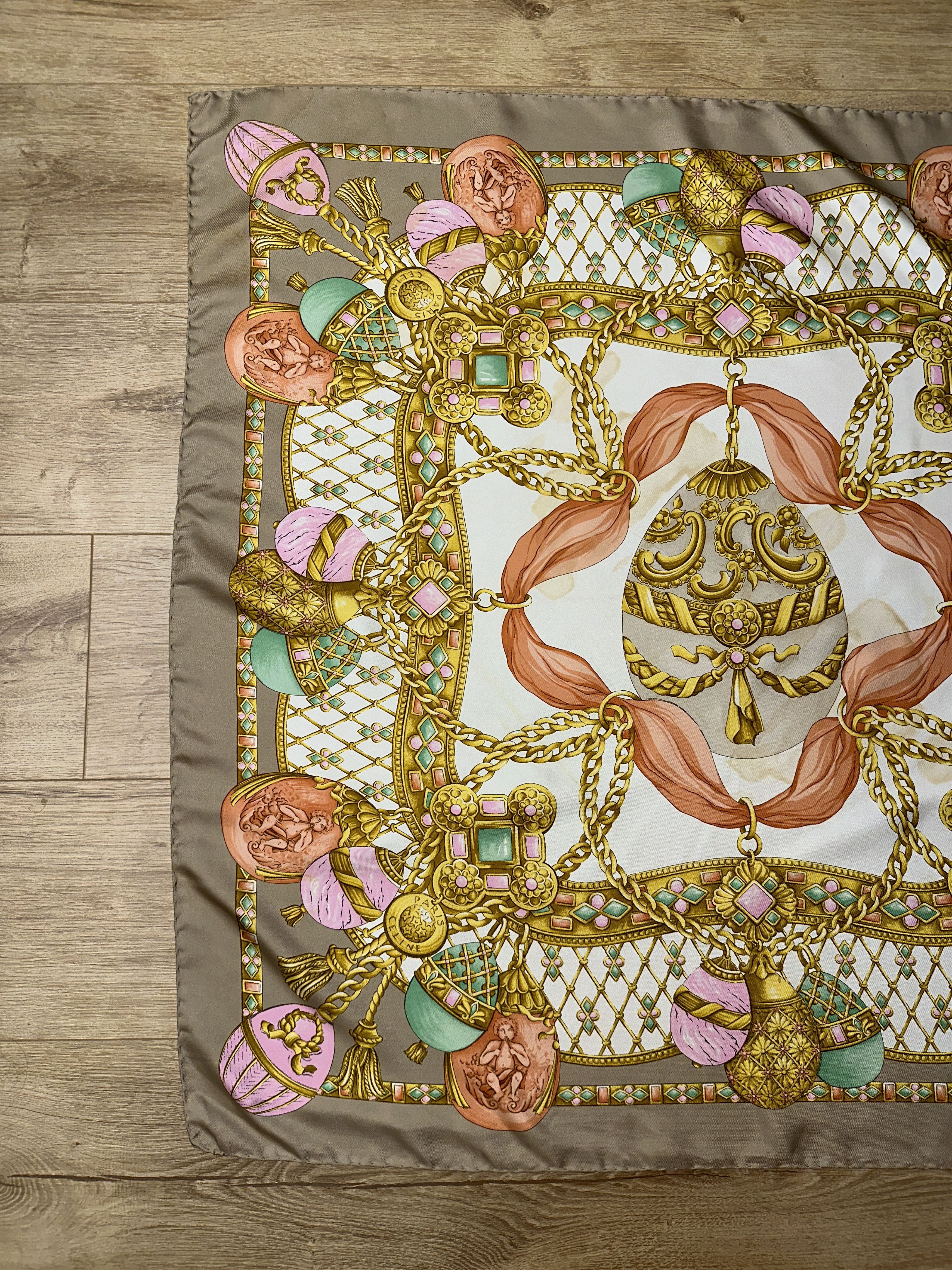 Celine Celine Vintage Silk Scarf Baroque Chain Egg Motif 88cm Rare Size ONE SIZE - 4 Thumbnail