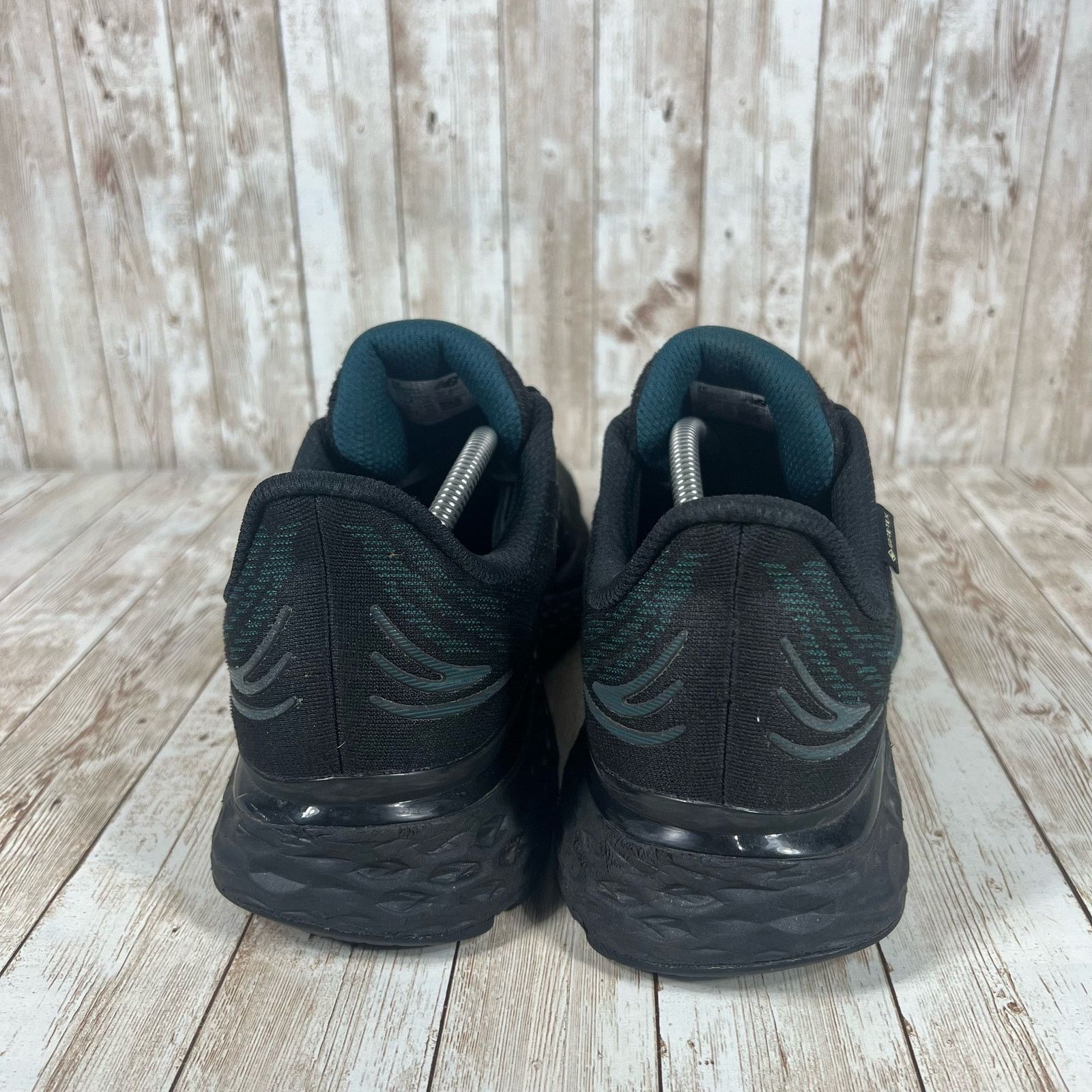 New Balance Men's Fresh Foam 880v11 GTX M880X11
