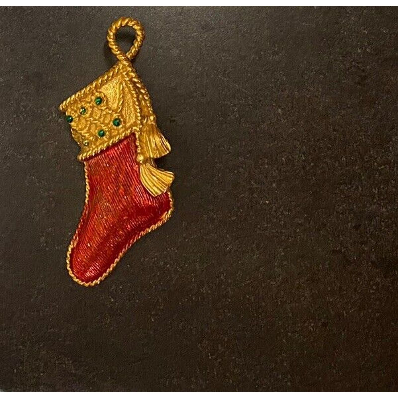 Other Vintage Gerrys Christmas Lapel Brooch Pin Red Stocking Gold Size ONE SIZE - 1 Thumbnail