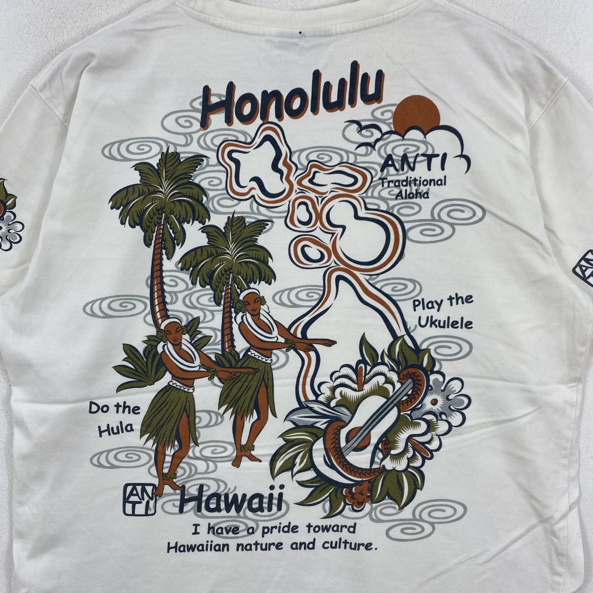 Vintage VTG Anti Traditional Aloha Honolulu Hawaii T-Shirt Size M Size US M / EU 48-50 / 2 - 4 Thumbnail