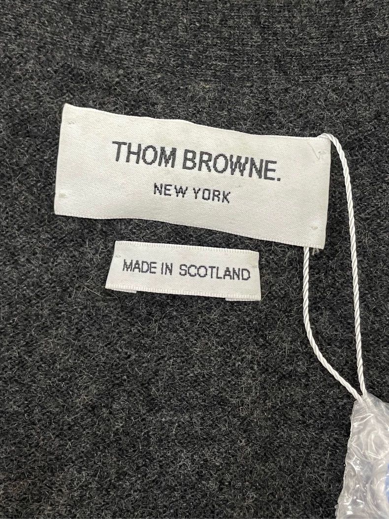 Thom Browne Thom browne Dark gray four-striped cashmere cardigan jacket Size S / US 4 / IT 40 - 5 Thumbnail