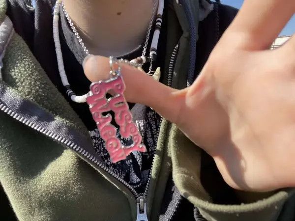 Other Pxssy Wagon Pendant Necklace Size ONE SIZE - 1 Thumbnail