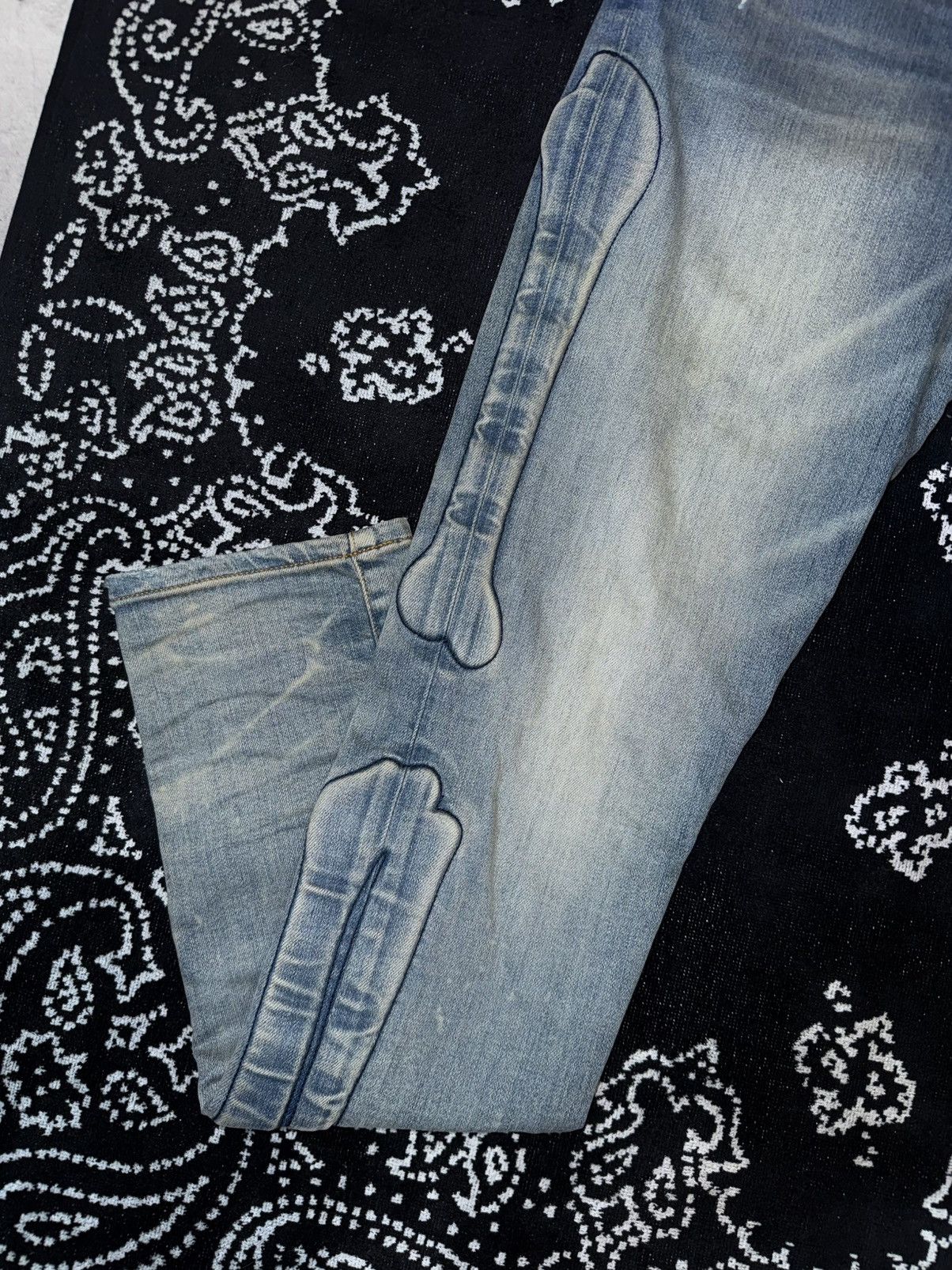 Amiri AMIRI SKELL BONE SCRIPT LOGO JEANS Size US 32 / EU 48 - 5 Thumbnail