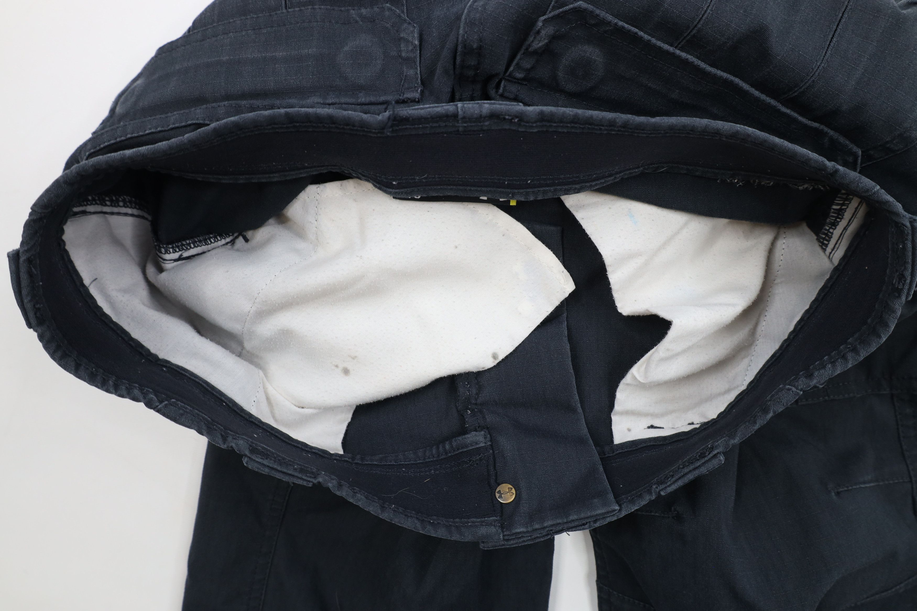 Under Armour × Vintage Under Armour Thrashed Ripstop Tactical Uniform Cargo Pants Size 32" / US 10 / IT 46 - 9 Thumbnail