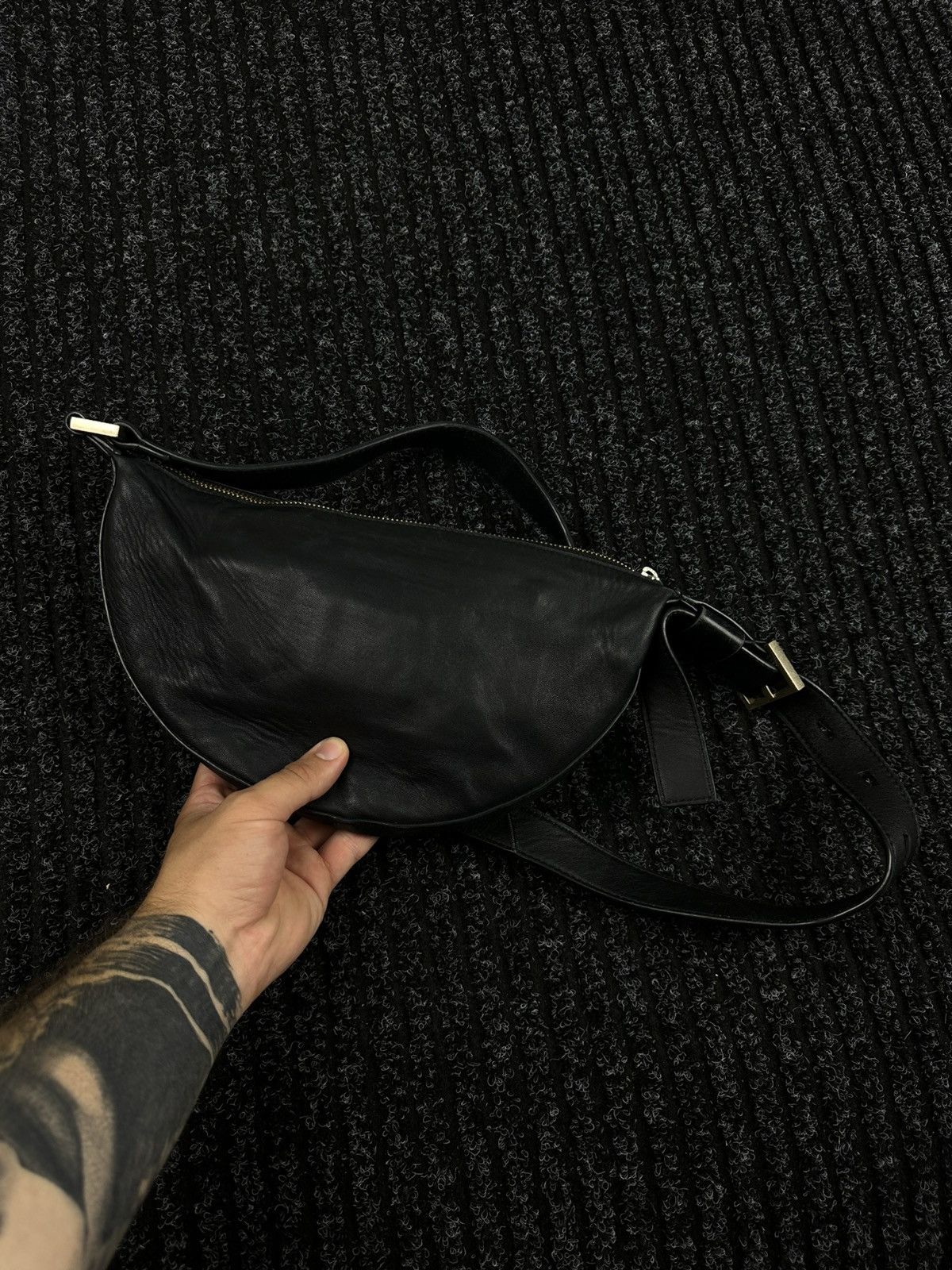 Allsaints ALL SAINTS Half Moon Cross-Body Leather Bag Size ONE SIZE - 4 Thumbnail