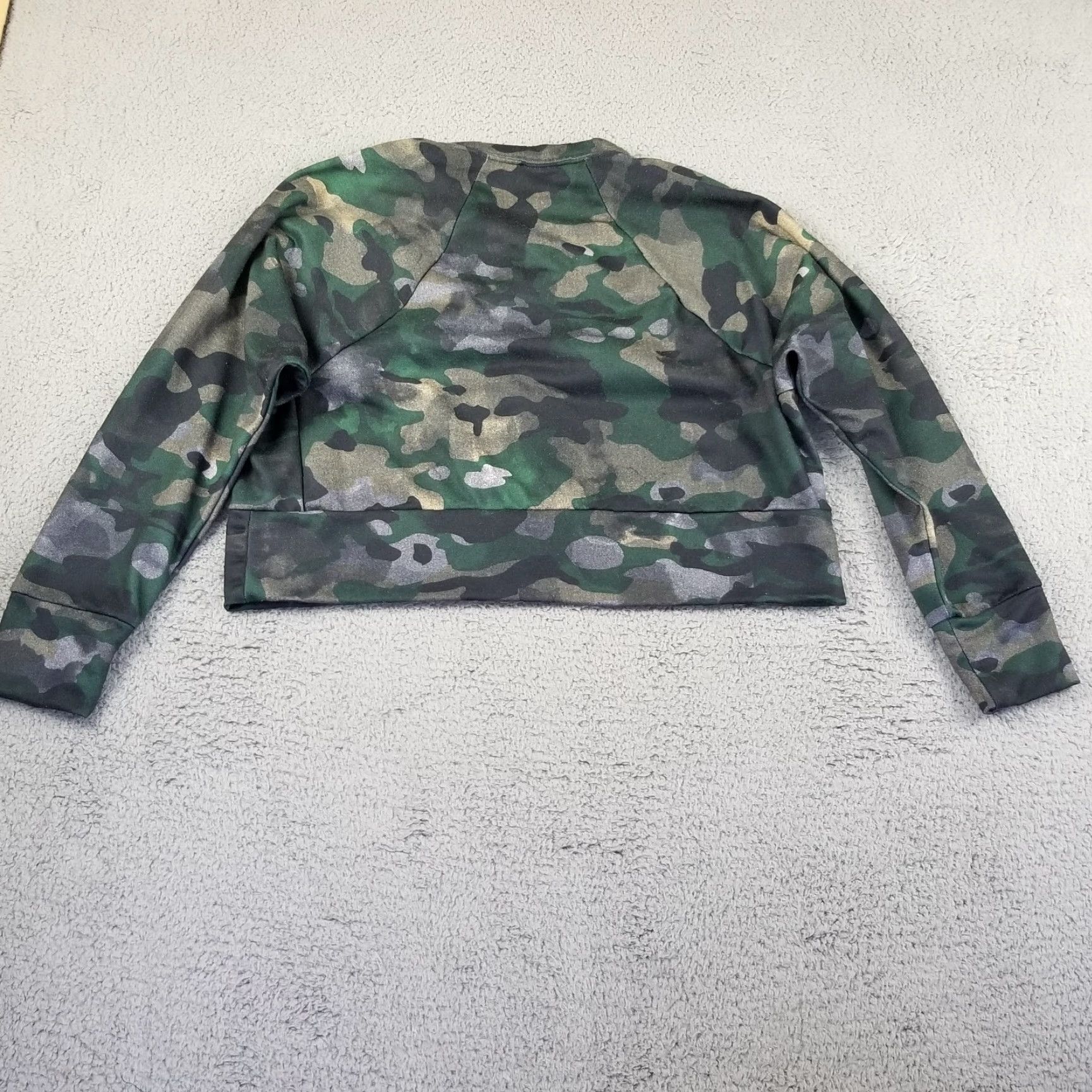 Nike Nike Sportswear Training Rebel Fleece Crop Camo Sweatshirt Womens L Green CV7250-723 Size L / US 10 / IT 46 - 6 Thumbnail