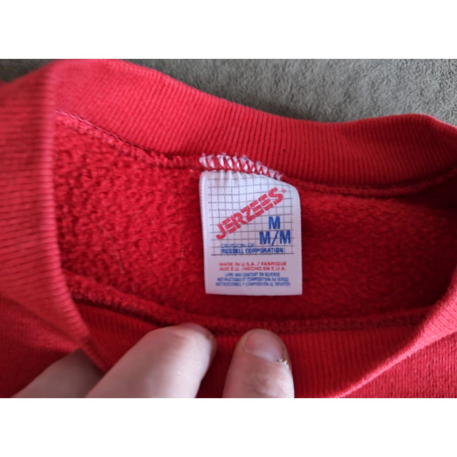 Jerzees VINTAGE Jerzees Red Christmas Embroidered Hearts Sweatshirt Womens Medium Size M / US 6-8 / IT 42-44 - 4 Thumbnail